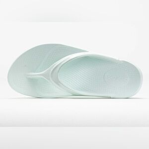 Oofos - Recovery Sandals - Ice blue women’s size 9 - worn once